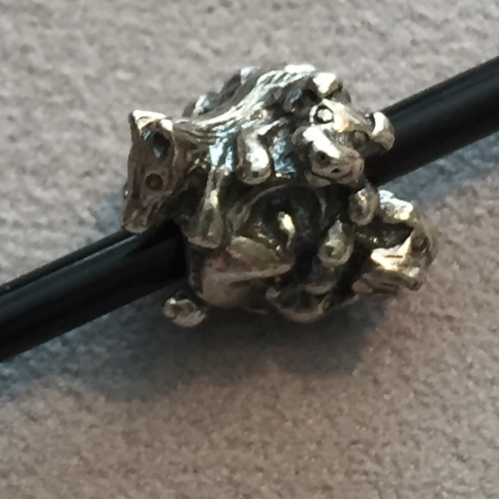 Trollbeads “Family of Puppies” Bead